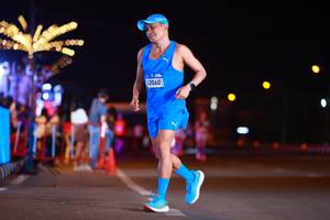 BIB: 3560
                            <button type="button" onclick="openModal(23055343)" class="btn btn-primary btn-sm float-right btn-popup" data-toggle="modal" data-target=".modal-high-quality">
                        <i class="fas fa-shopping-cart"></i> Add to Cart
                    </button>
                                            <button type="button" onclick="isThisMe(23055343, true)" class="btn btn-success btn-sm float-right btn-popup btn-isme hidden" data-toggle="tooltip" data-placement="bottom" title="นี่คือรูปของคุณใช่ไหม คลิกที่นี่เพื่อเอาเข้าอัลบั้ม">
                        <i class="fas fa-plus"></i> Add to album
                    </button>
                    <button type="button" onclick="isThisMe(23055343, false)" class="btn btn-warning btn-sm float-right btn-popup btn-isnotme hidden">
                        <i class="fas fa-ban"></i> Remove from album
                    </button>